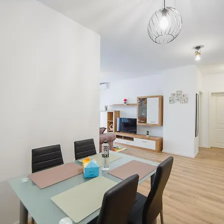 Duet Blanc Apartment Oradea Exterior photo