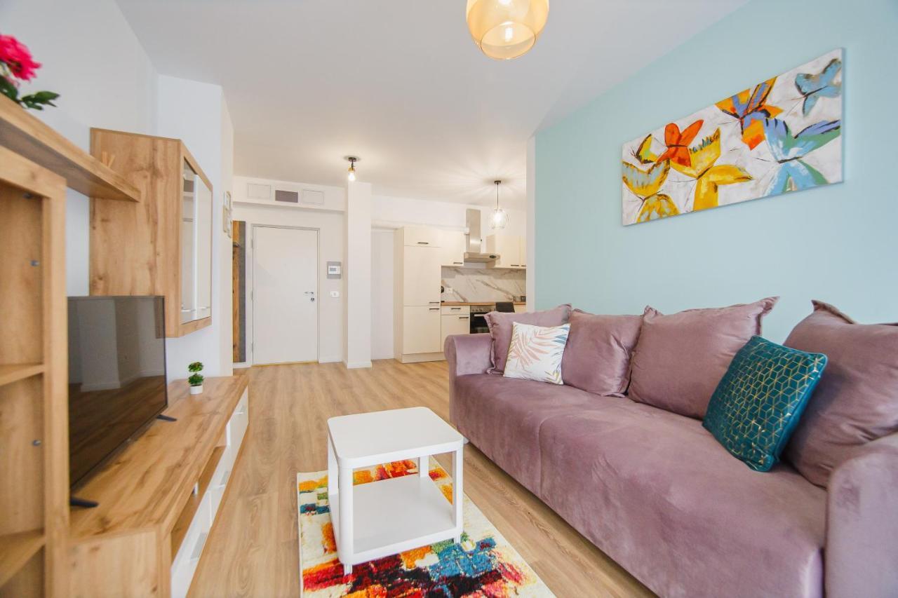 Duet Blanc Apartment *